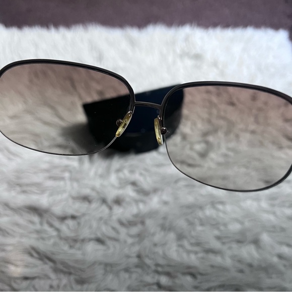 Prada Sunglasses SPR57D - Picture 7 of 9